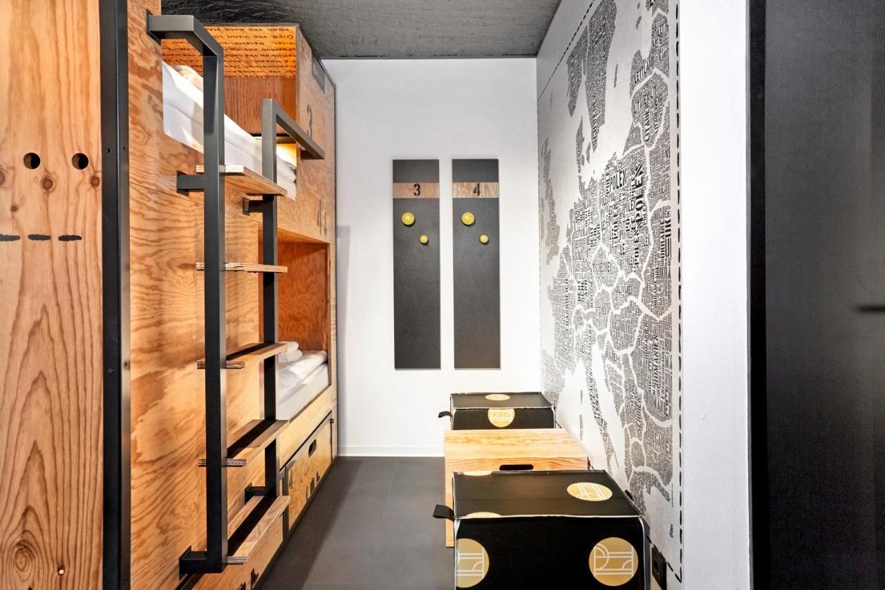 Tweepersoonskamer met Gedeelde Badkamer