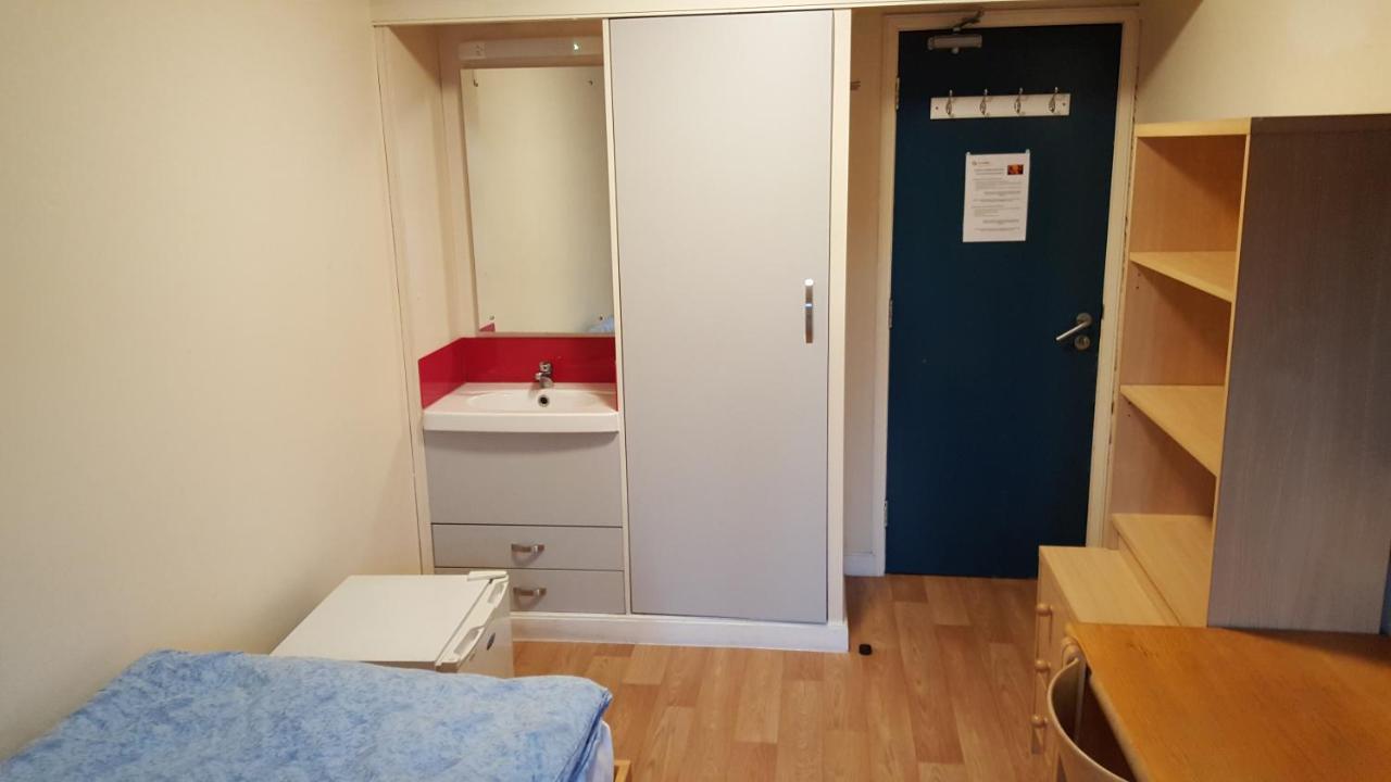 Chambre Simple Standard avec Salle de Bains Commune