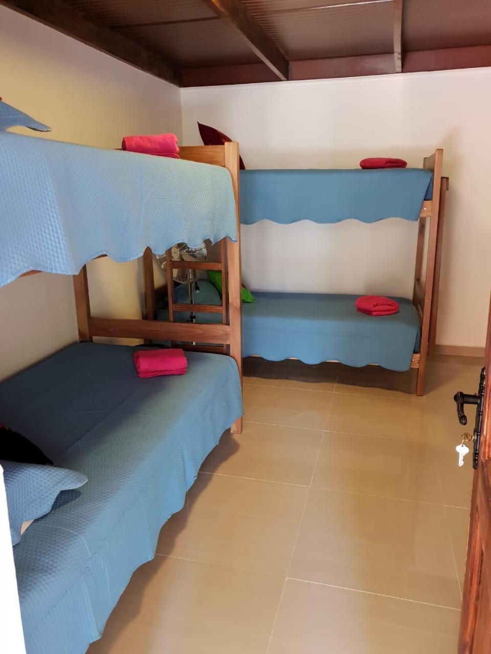 Cama en habitación compartida mixta de 4 camas
