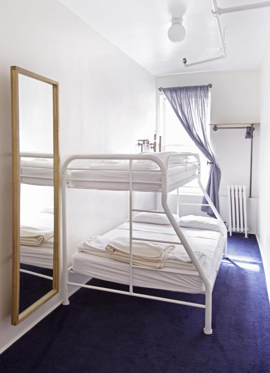 Triple Room,764111464:JPEG