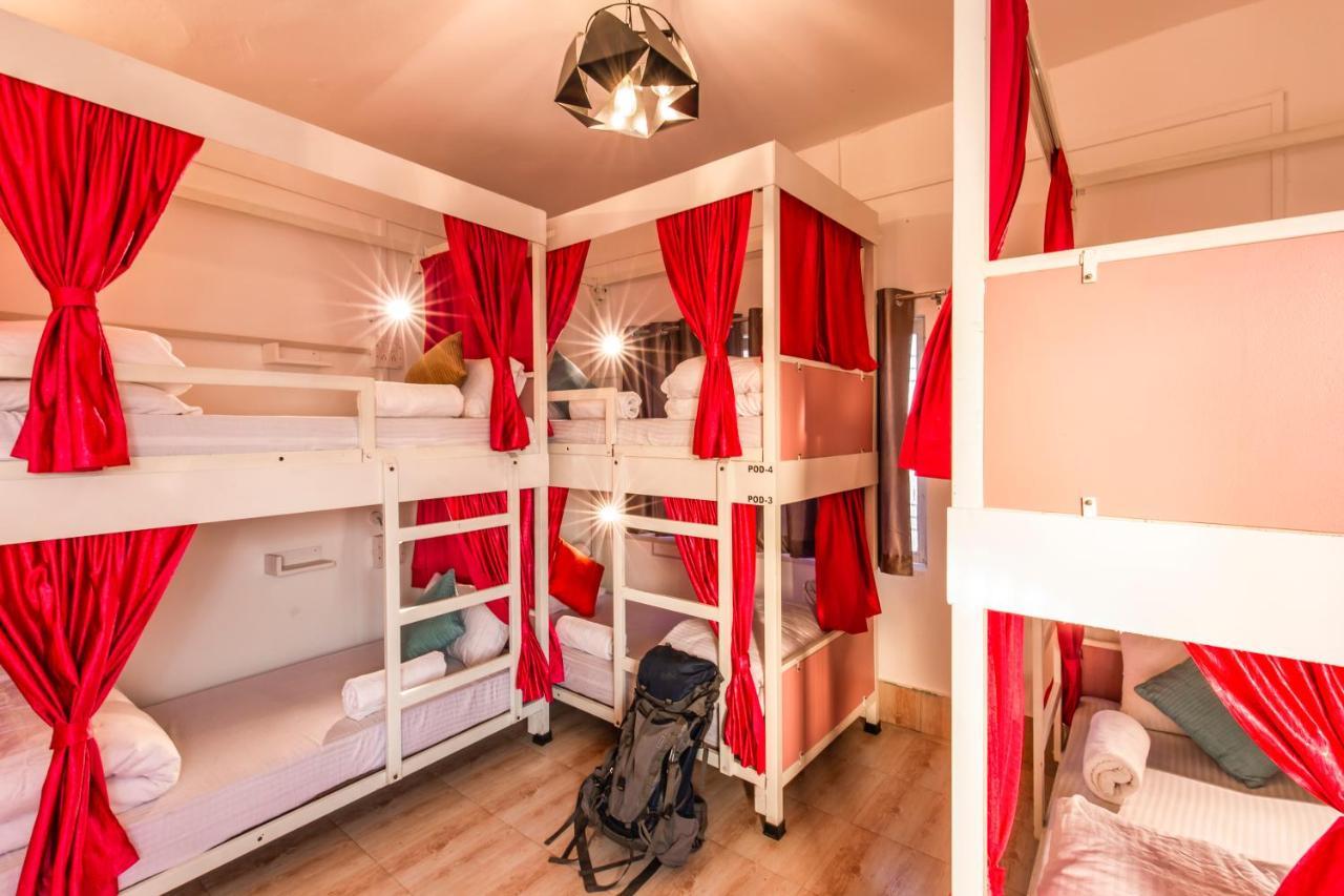 Bed 6-Bed Female Dormitory Room