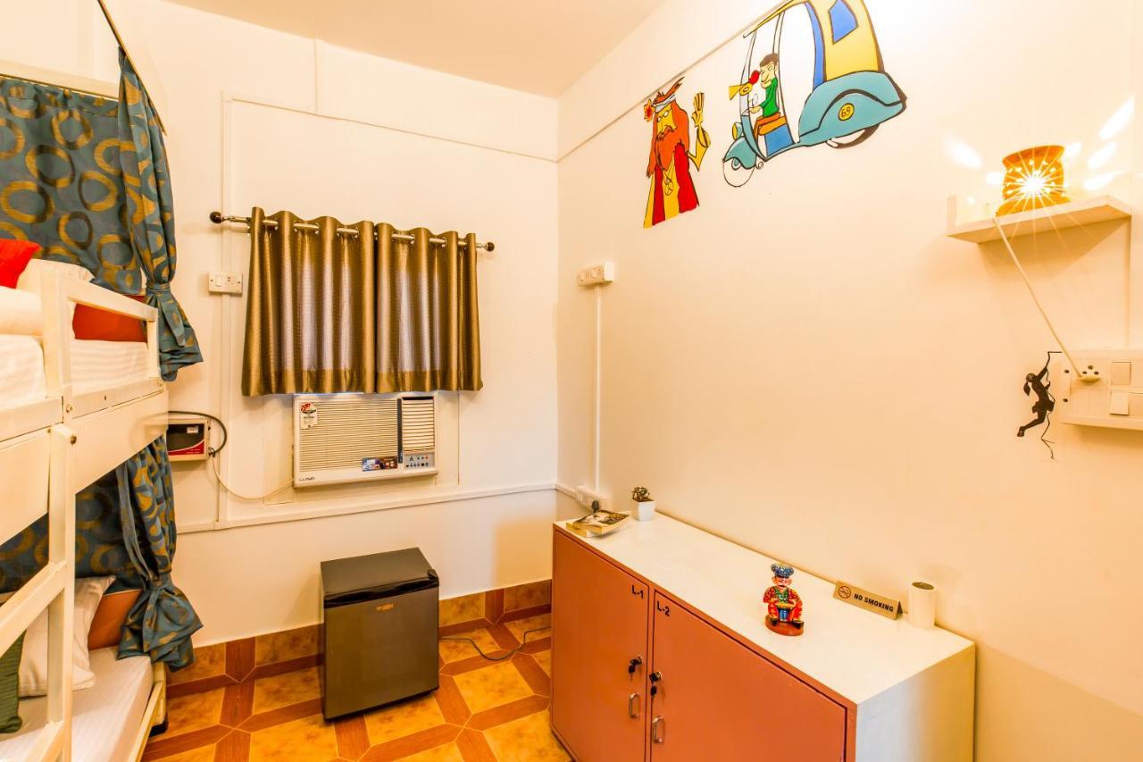 Deluxe 2-Bed Mixed Dormitory Room