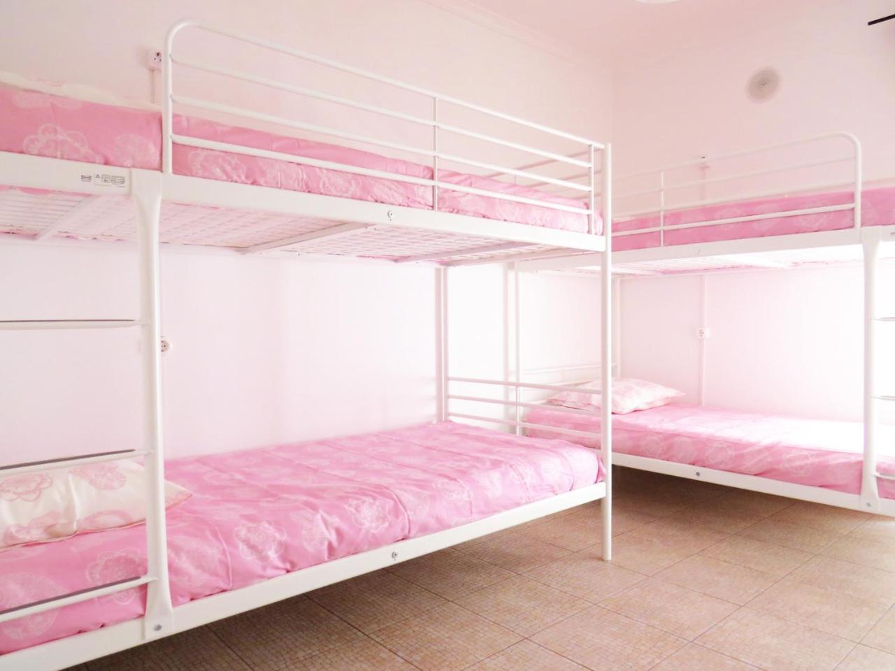 Bed 4-Bed Mixed Dormitory Room