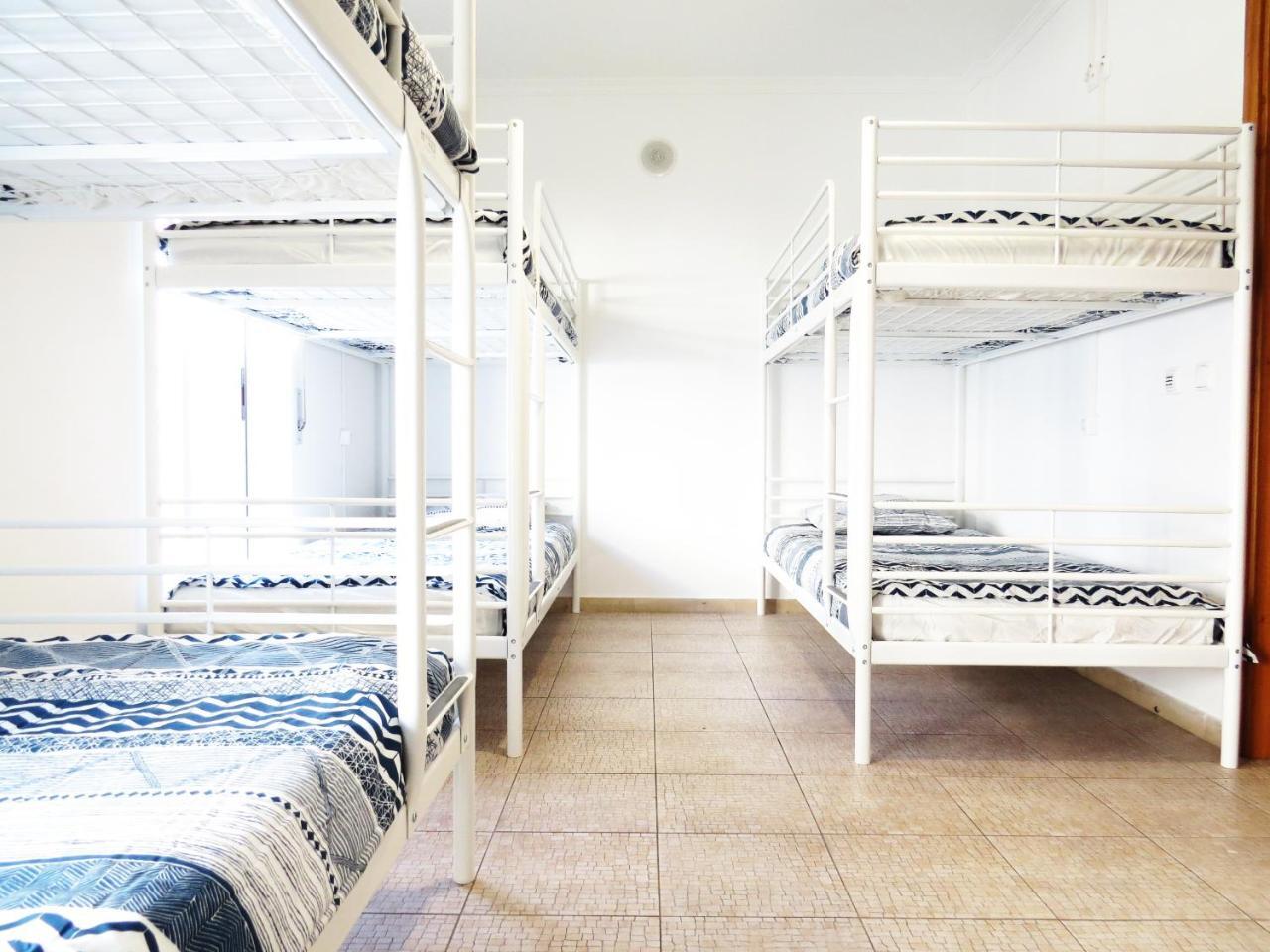 Bed 6-Bed Female Dormitory Room