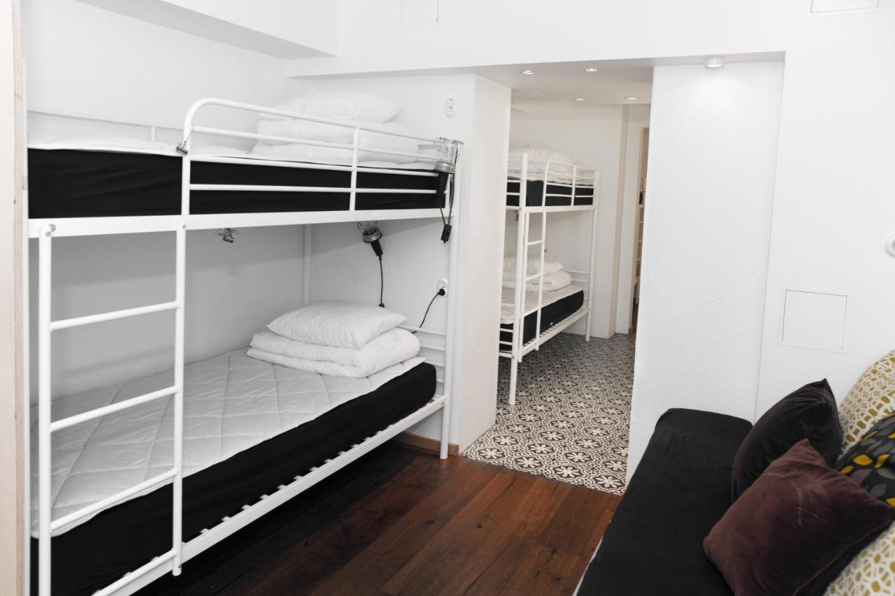 Bed 6-Bed Dormitory Room,762691276:JPEG