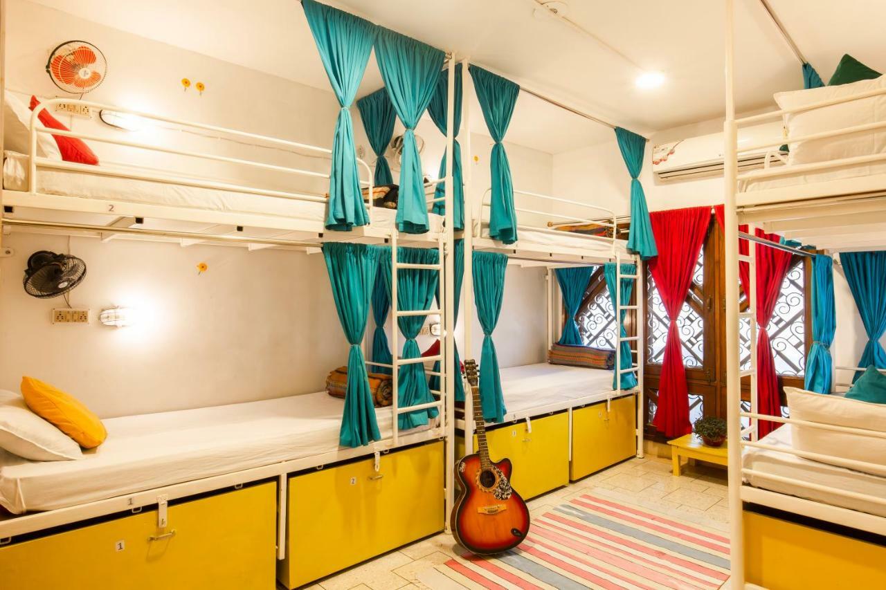 Bed in 6 Bed Mixed AC Dormitory Room with Ensuite Bathroom