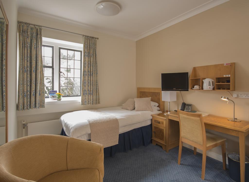 Single Room,79469340:JPEG