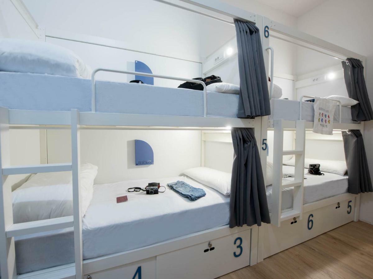 Cama em Dormitório Misto com 10 Camas