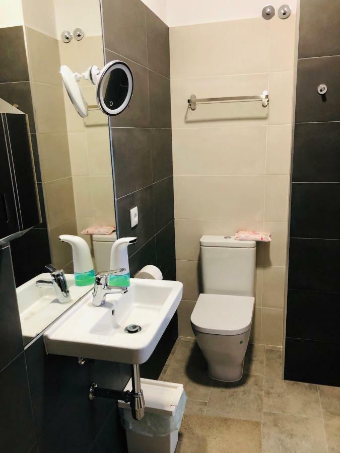 Habitación Doble con baño privado