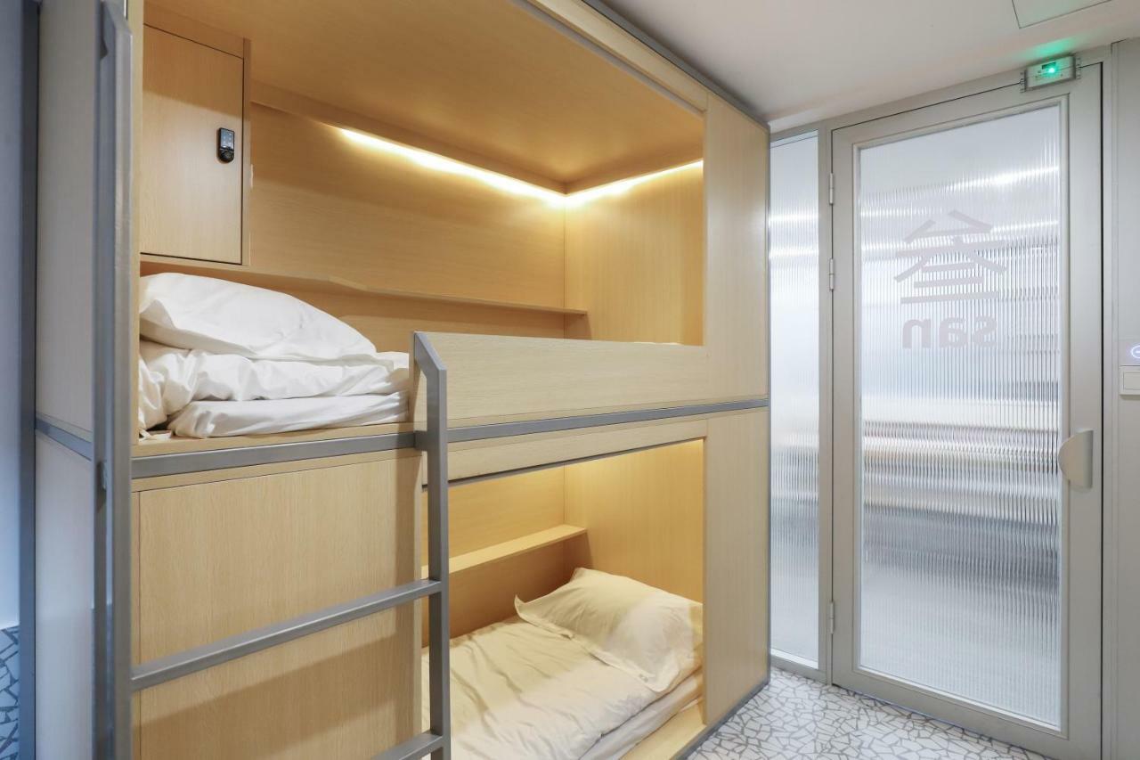 Bed in 12-Bed in Female Dormitory Room