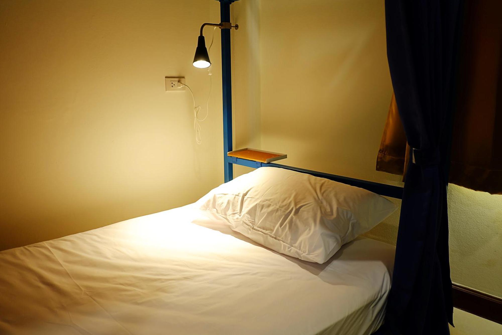 Bed in 8-Bed Mixed Dormitory Room
