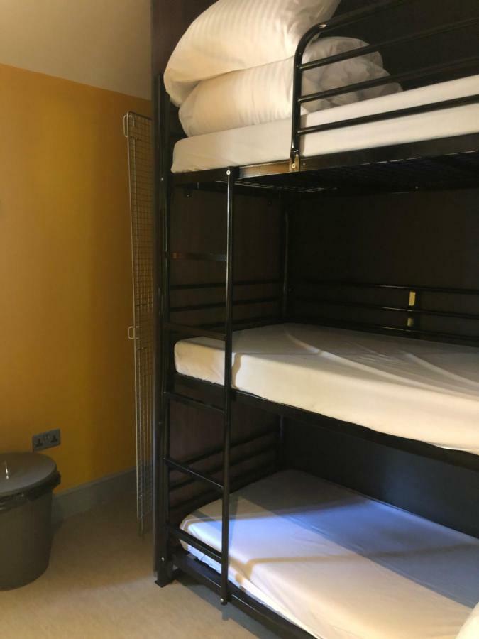 Gemischter Schlafsaal mit 6 Betten