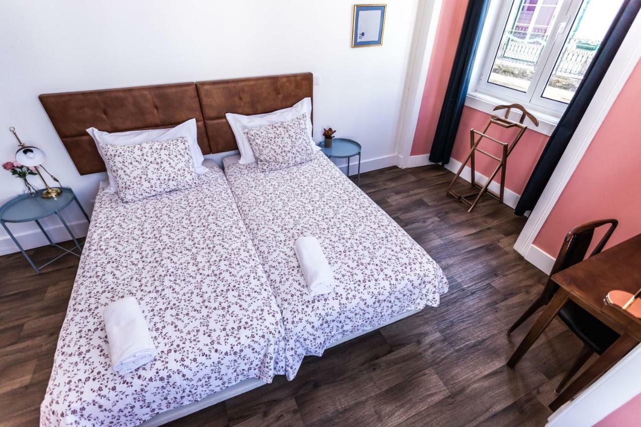 Habitación Superior con balcón y vistas a la ciudad - 2 camas individuales