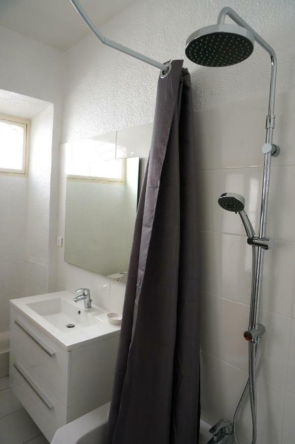 Lit dans Dortoir pour Femmes de 6 Lits (Femmes Uniquement)
