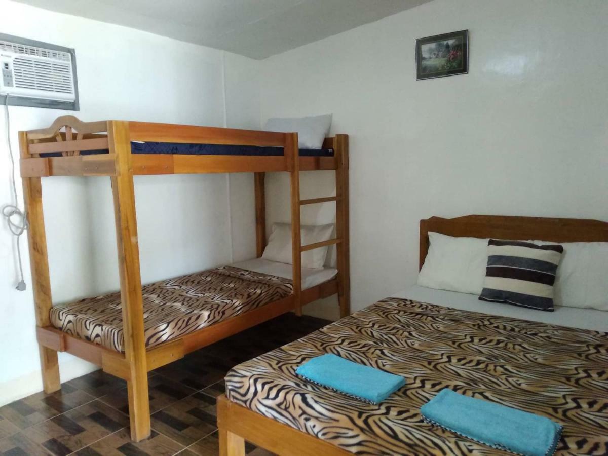 Quadruple Room with Private Bathroom