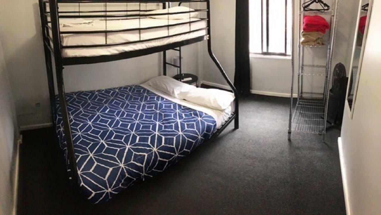 Chambre Double avec Salle de Bains Commune