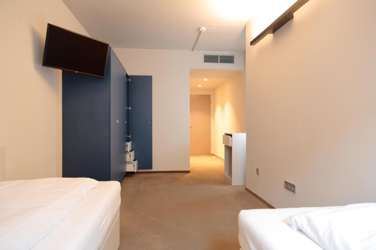 Standard Twin Room,953781478:JPEG