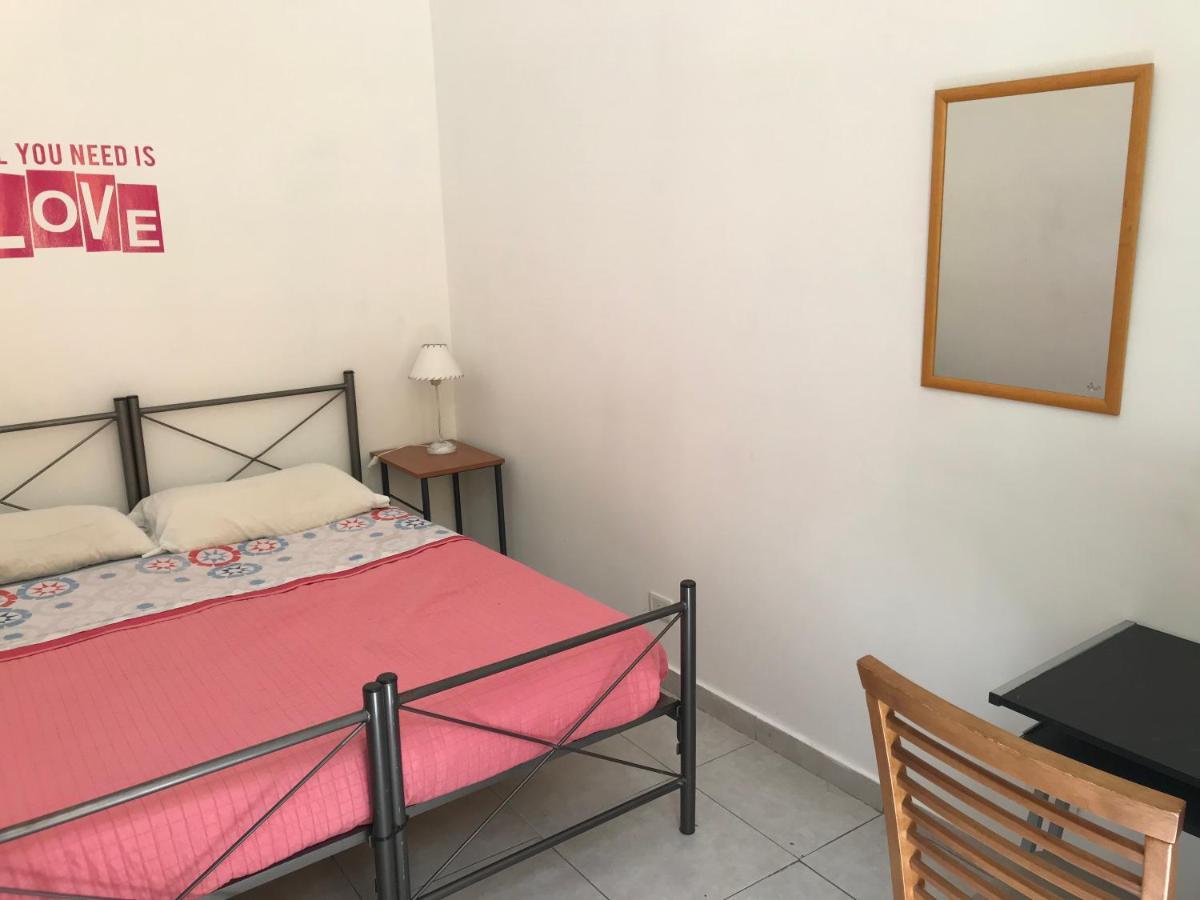 Habitación Doble Estándar con baño compartido
