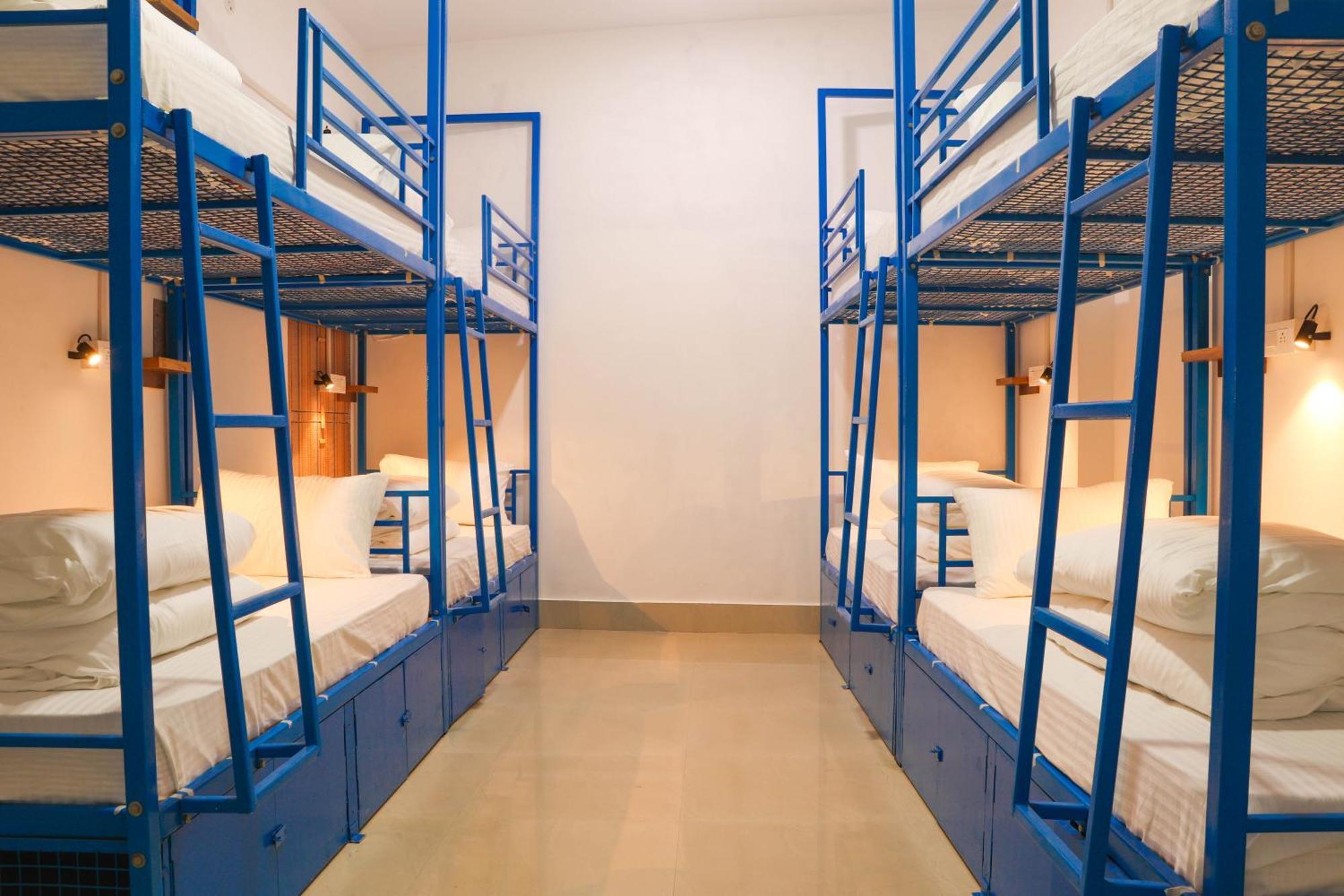 Bed 8-Bed Mixed Dormitory Room