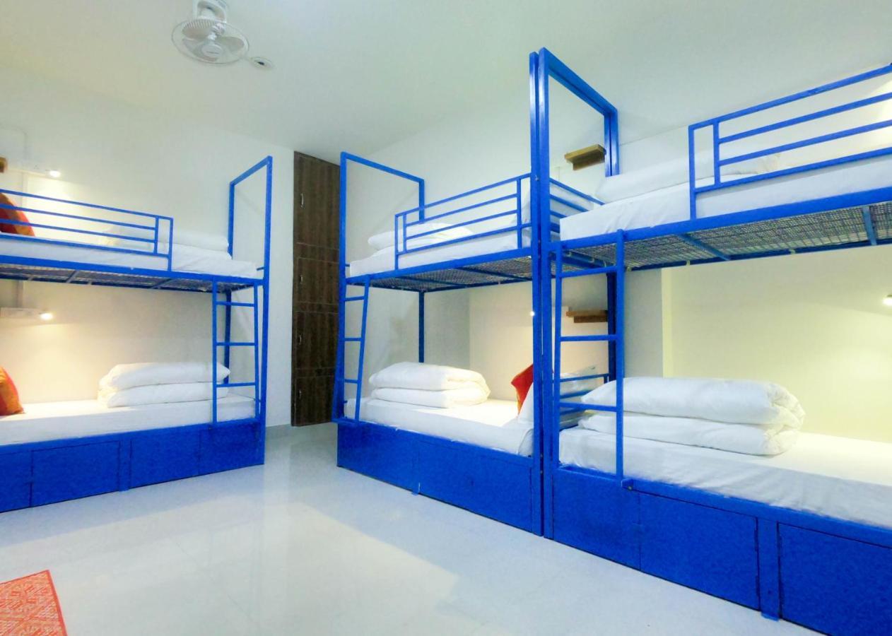 Bed 6-Bed Mixed Dormitory Room