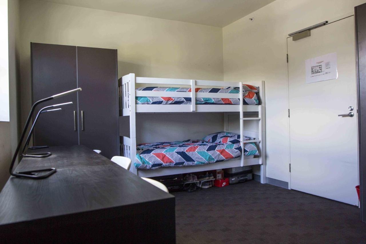 Bed in 4-Bed Male Dormitory Room with Shared Bathroom (Age 18-35 years old only)