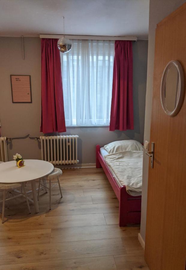 Bed in 6-Bed Female Dormitory Room,978595282:JPEG