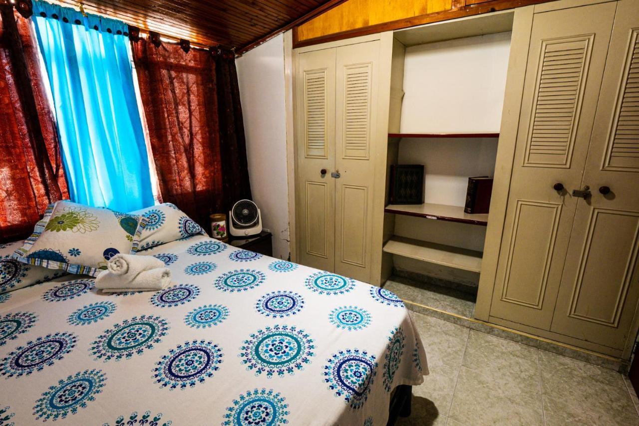 Habitación Doble con baño privado externo