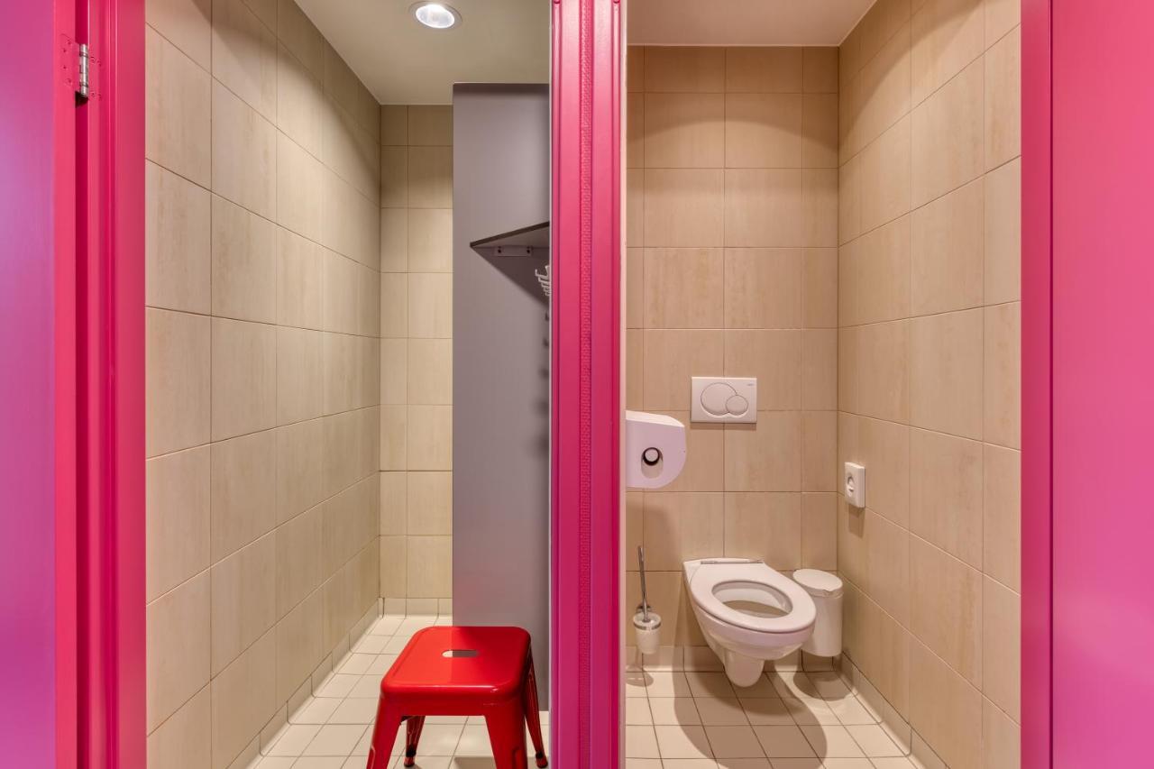 Camera con Bagno Privato e Doccia - 5 Persone