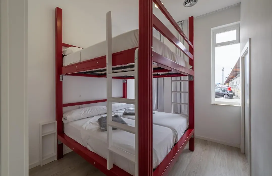 El Hostel&CO-1