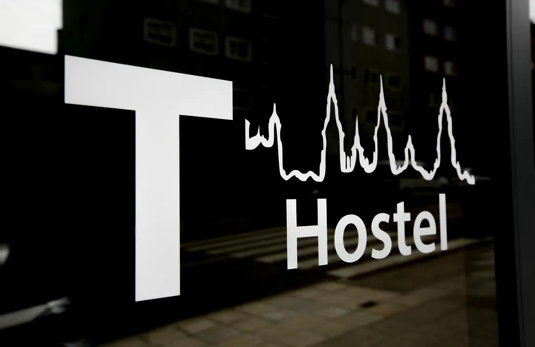 Thostel-1