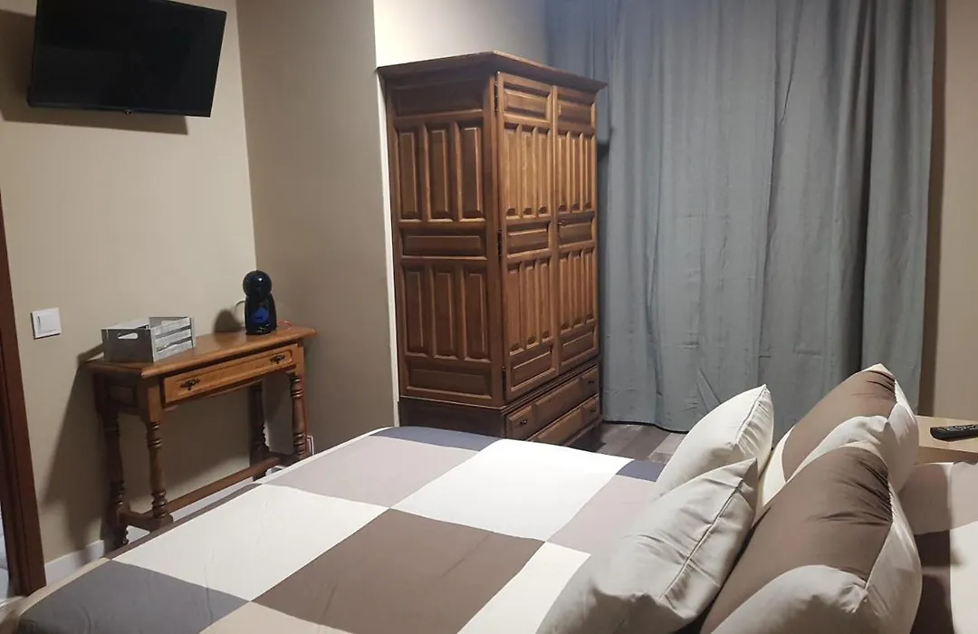 Hostal Pabellón-1