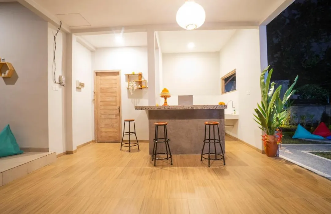 Aura Dormitory House Ubud-1