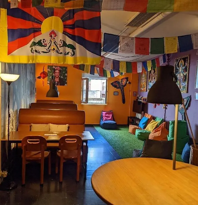 Santander Central Hostel-1