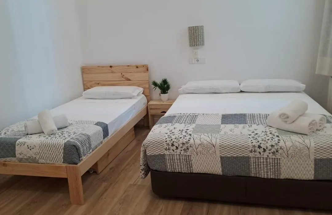 Hostal Andrea Sol-1