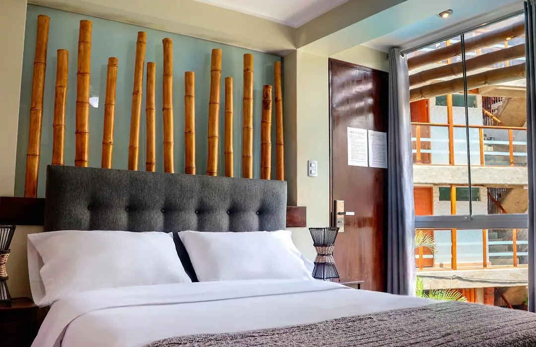 Banana'S Adventure Hostel-1