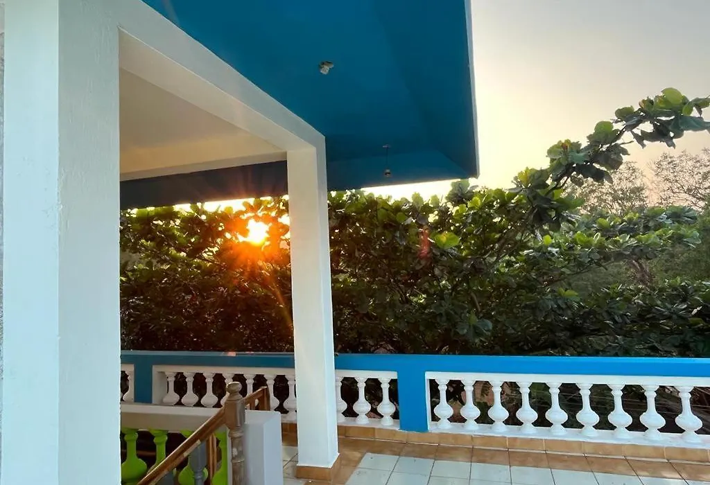 Unearth Hostel-1