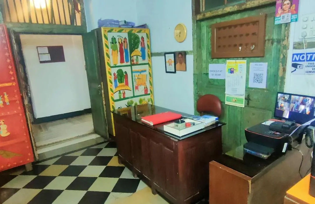 Hostel Vasantashram Cst Mumbai, Free Wifi With 1940S Retro Vibe-1