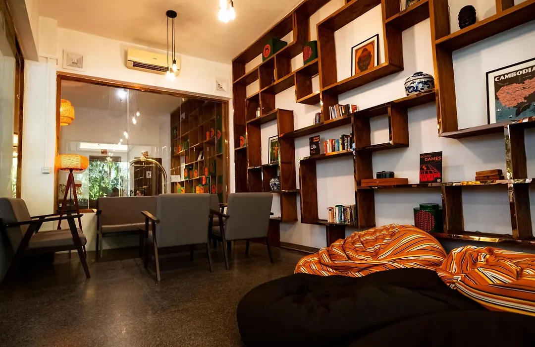 Mad Monkey Hostel Phnom Penh-1