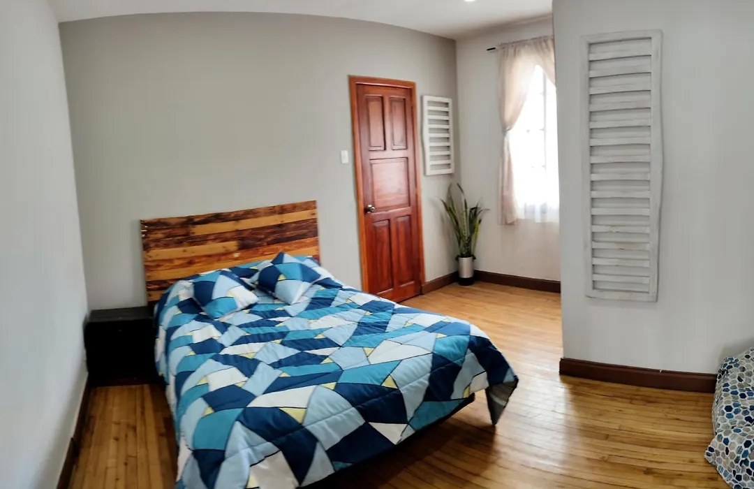 Minka Hostel-1