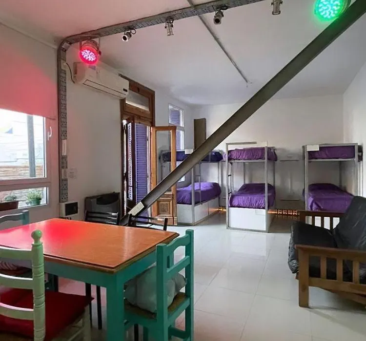 High Hostel Rosario-1