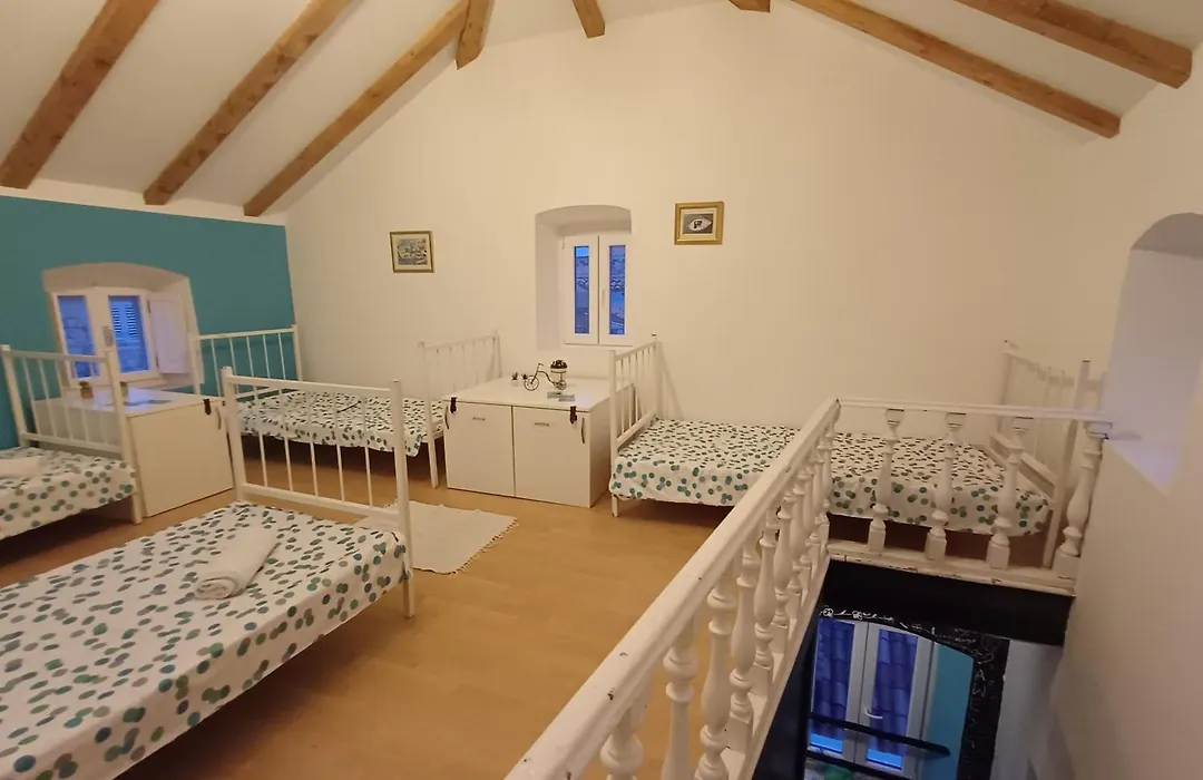 City Walls Hostel-1