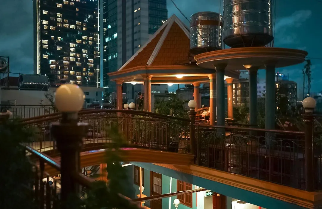 Saigon Rooftops Hostel-1