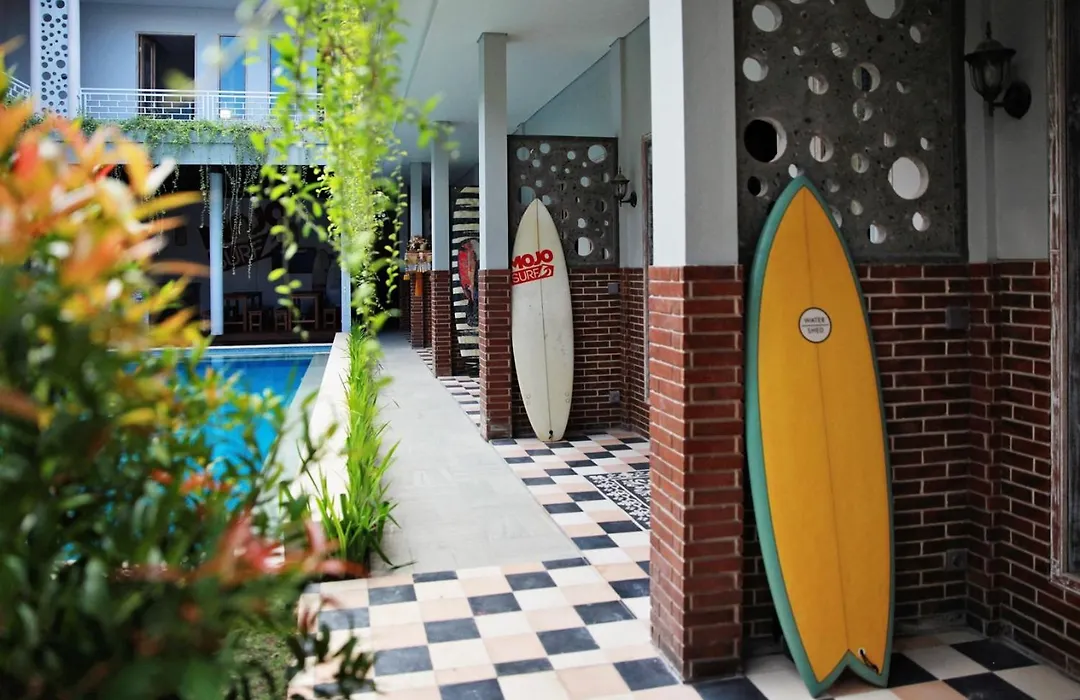 Mojosurf Camp Canggu-1
