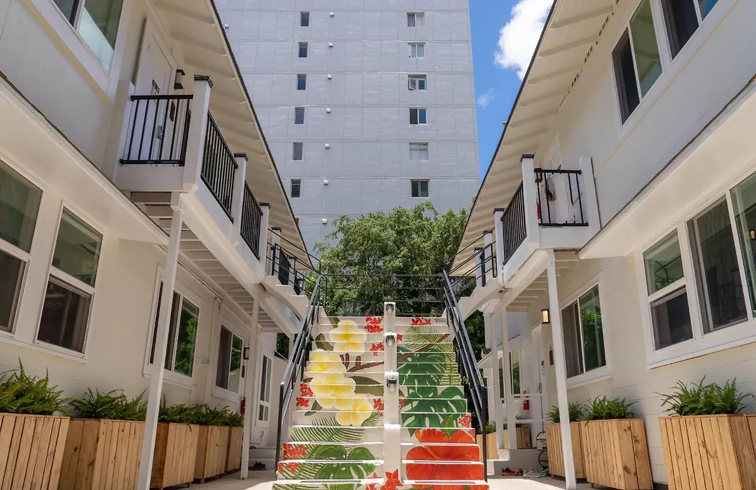 Aloh Seaside Women'S Hostel-1