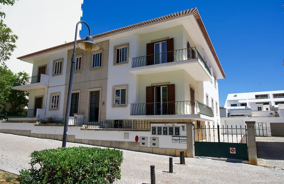 Moradia De Faro-1