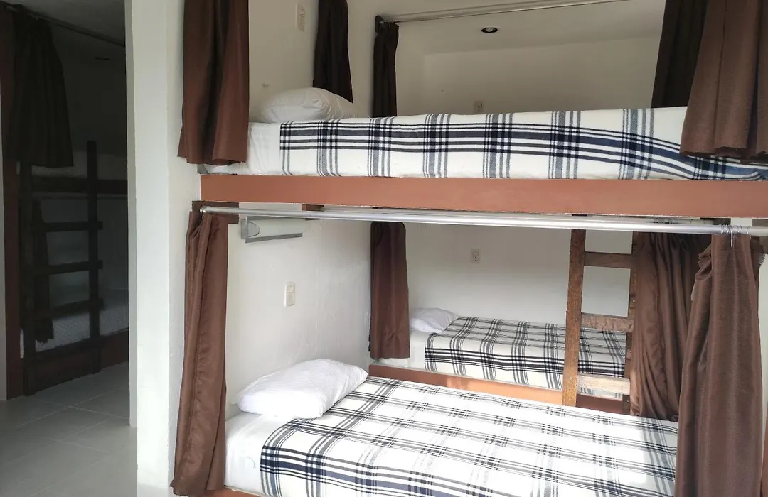 The All Inclusive Hostel - Food, Drinks And Transportation To The Beach And Cenotes-1