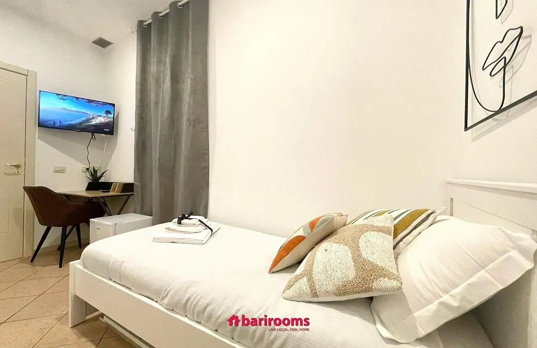 Bari Rooms Abate Gimma-1