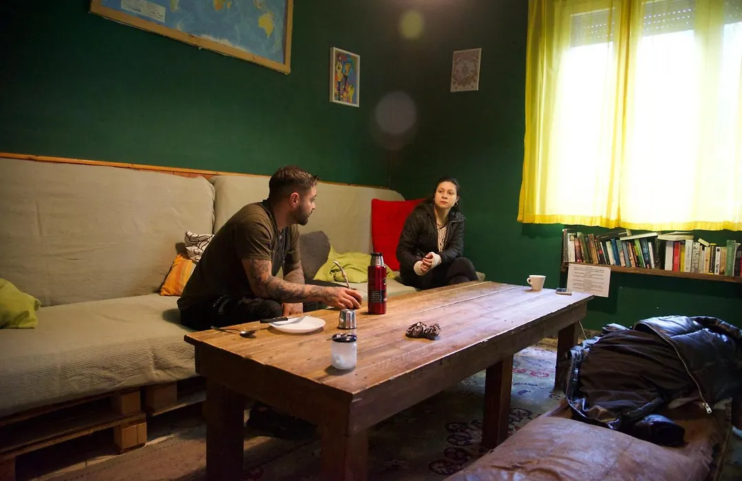 Sunflower City Student Hostel & Bar-1