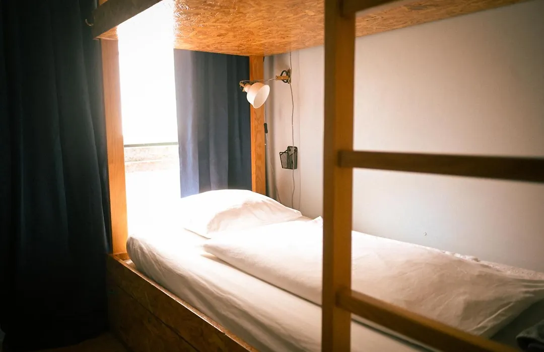 Goodnight Hostel-1