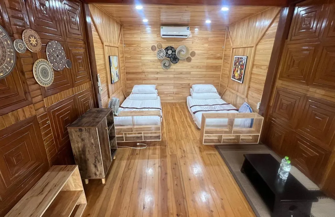 Ha Giang Loop Hostel & Tours-1